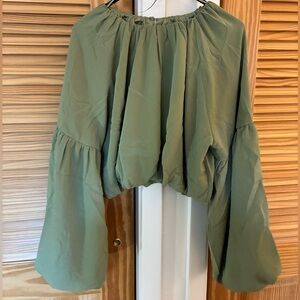 YFVE Elegant Green Women's Top size large
